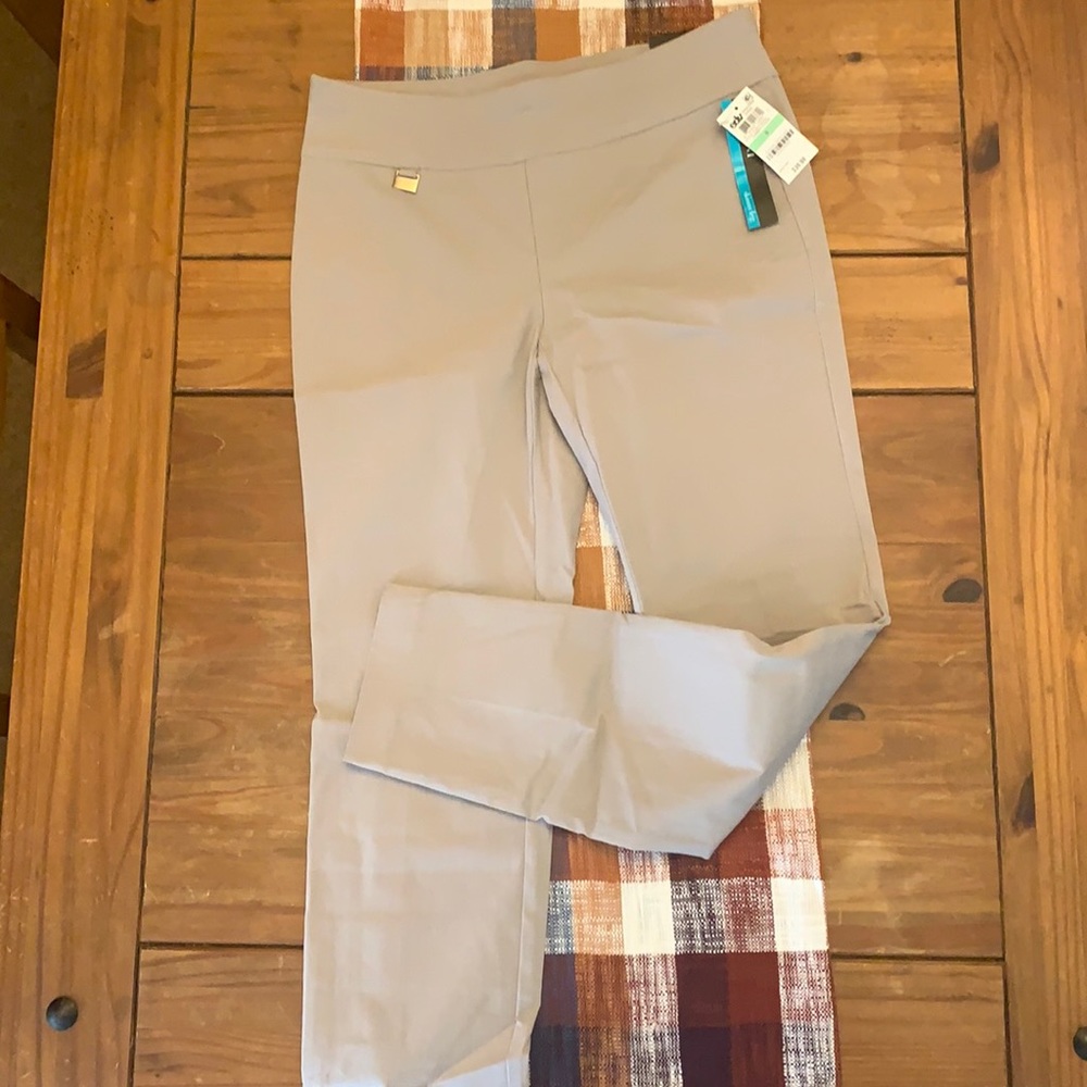 Women’s Aflani Skinny Leg Dress Pants - Size 8